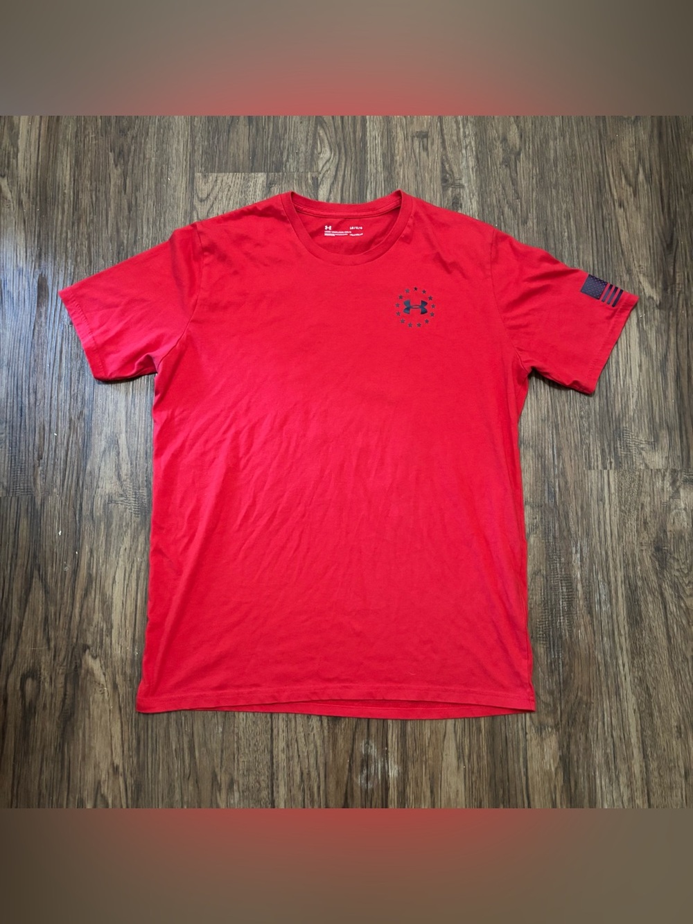 Under Armour HeatGear Red Freedom American Flag Graphic T-Shirt Men’s L
